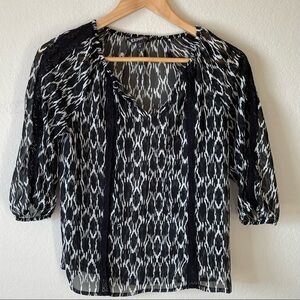 Express Black & White Sheer Boho Tie Front Detail 3/4 Sleeve Top Shirt Size XS